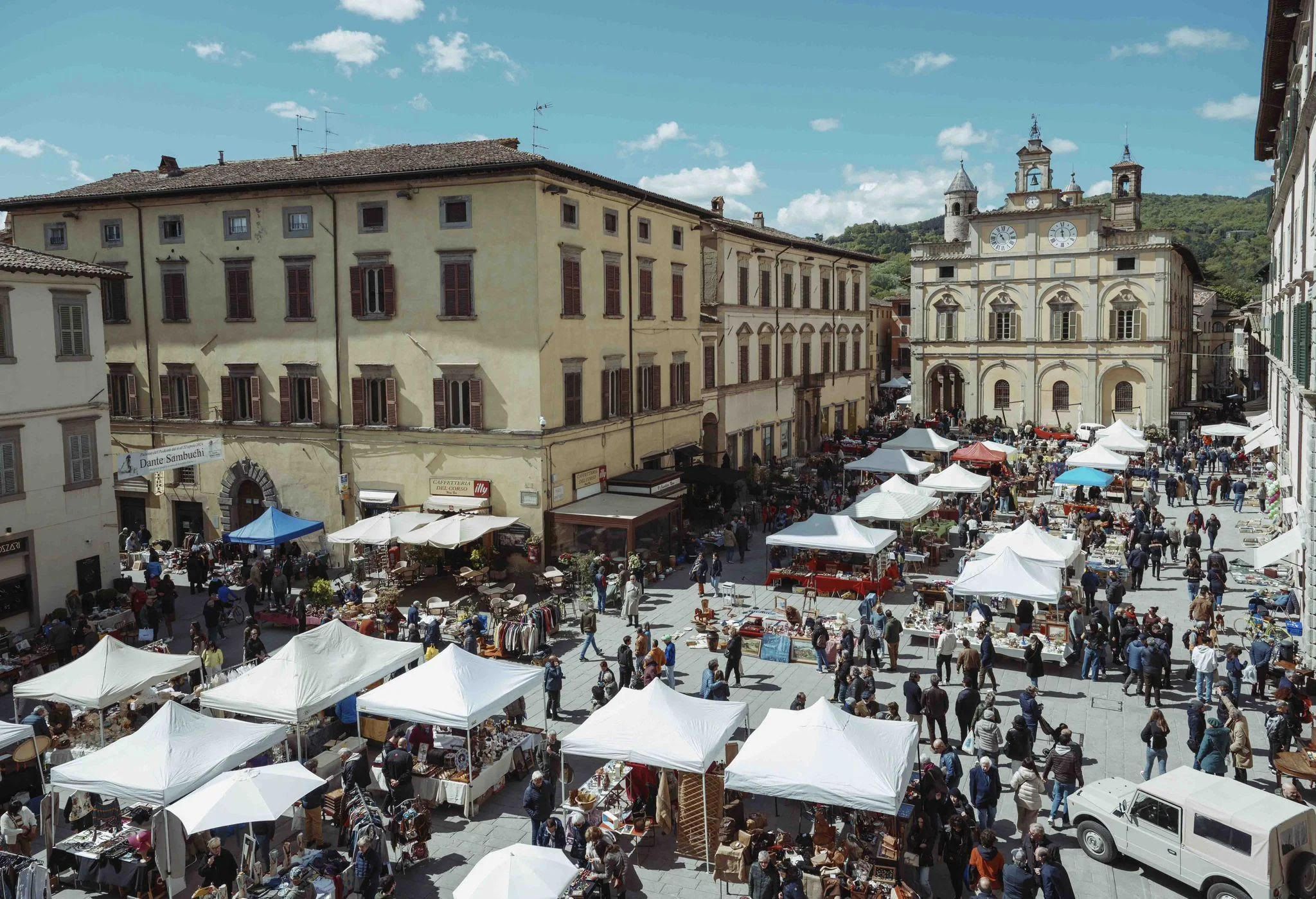 antiquariato città di castello retrò