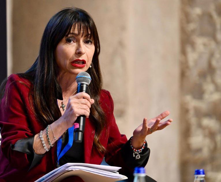 stefania proietti presidente