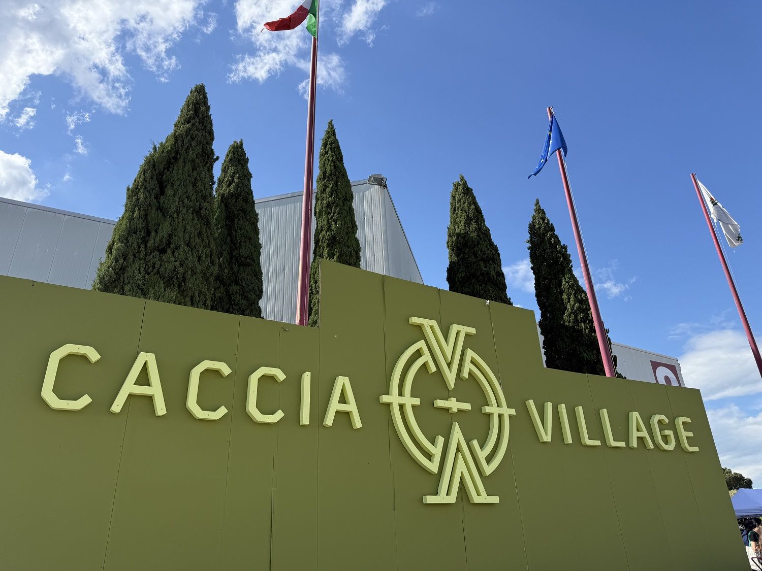 caccia village