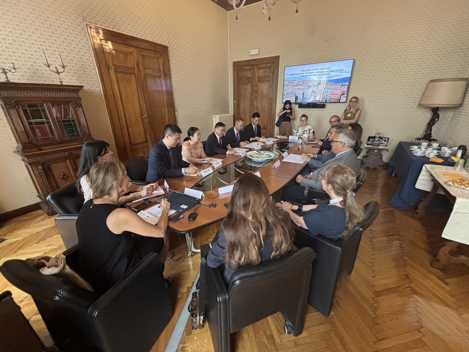 ambasciatore cinese